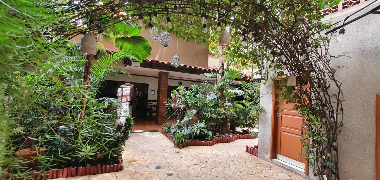Humuya Inn テグシガルパ エクステリア 写真